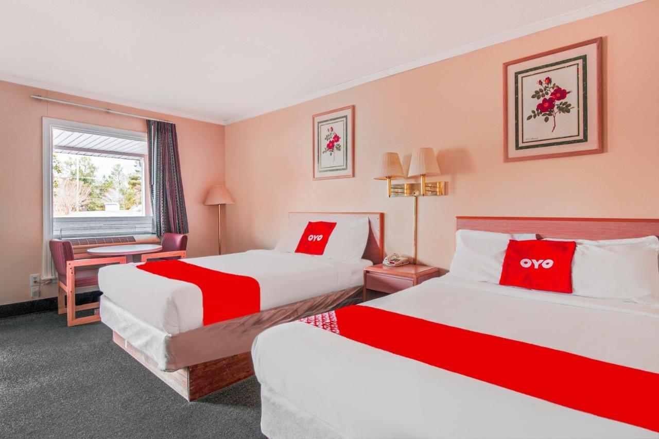 Oyo Hotel Durham West Hills Экстерьер фото